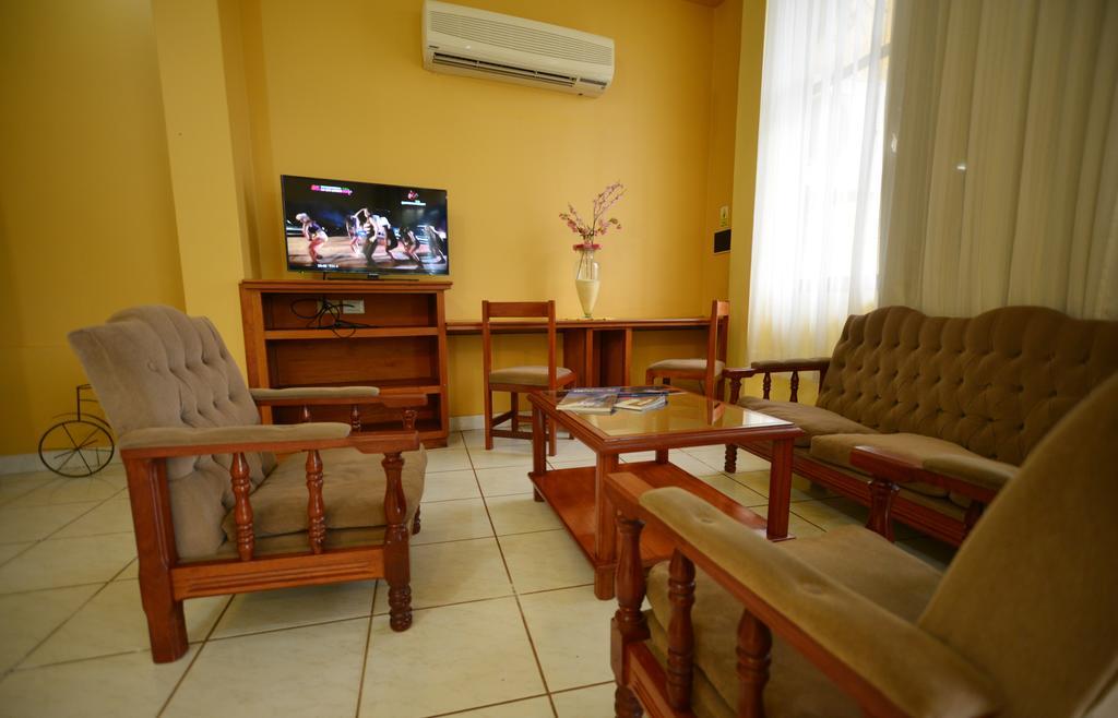 Hotel Lilian Puerto Iguazú Kültér fotó