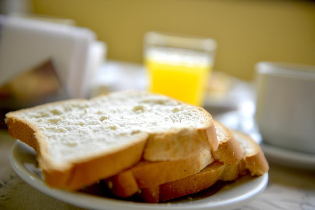 Hotel Lilian Puerto Iguazú Kültér fotó