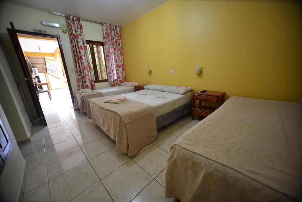 Hotel Lilian Puerto Iguazú Kültér fotó